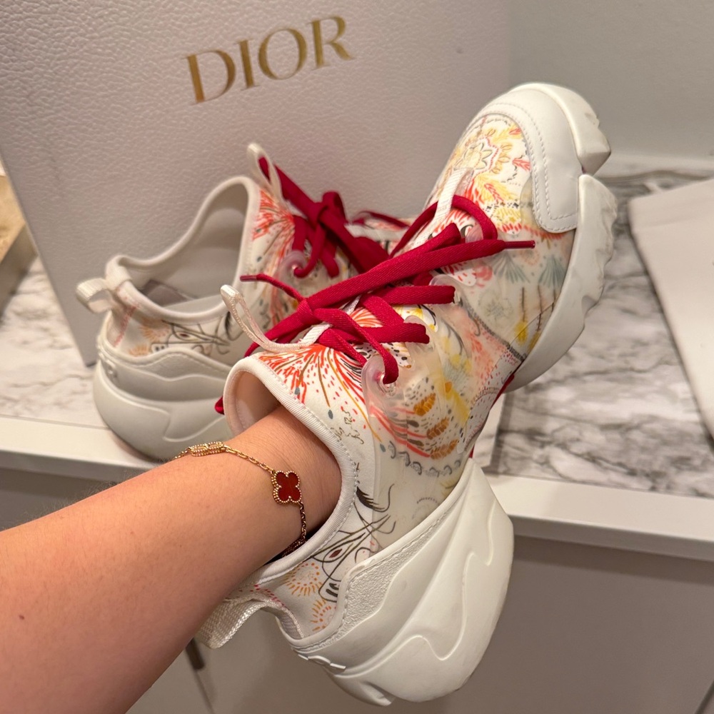 Dior White and Red Sneakers - Picture 8 of 14